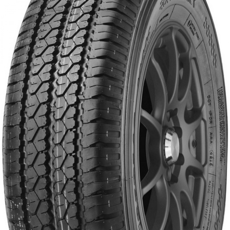 Royal black royal comfort. Шина Royal Black Royal commercial 185/75 r16c 104/102r. Firemax fm806. Royal Black Royal a/t 215/70 r15c. Шины Роял Блэк 215/65 r16c.